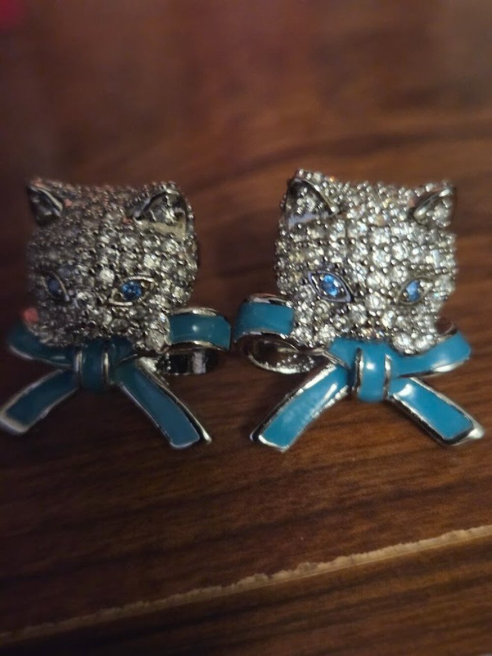 Kate Spade Pretty Kitty Crystal